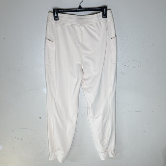 Fabletics Cream Drawstring Waist Jogger Style Pull On Pants Size Medium - Picture 4 of 6